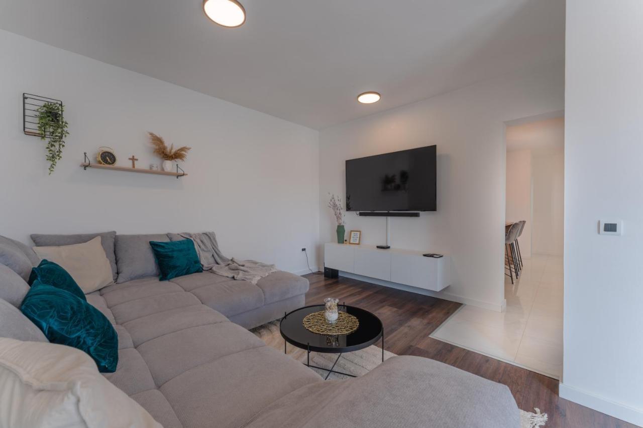 Apartment Glamorous Getaway Zadar Exteriör bild