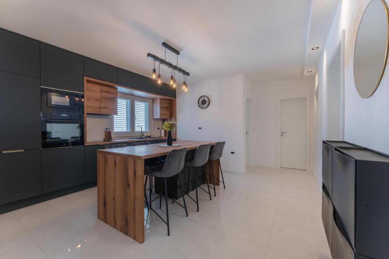 Apartment Glamorous Getaway Zadar Exteriör bild