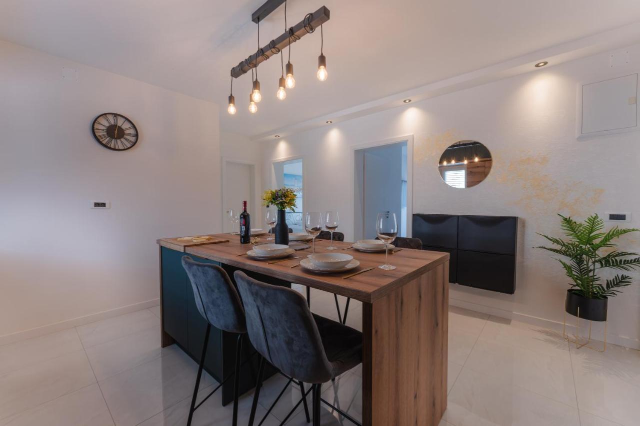 Apartment Glamorous Getaway Zadar Exteriör bild